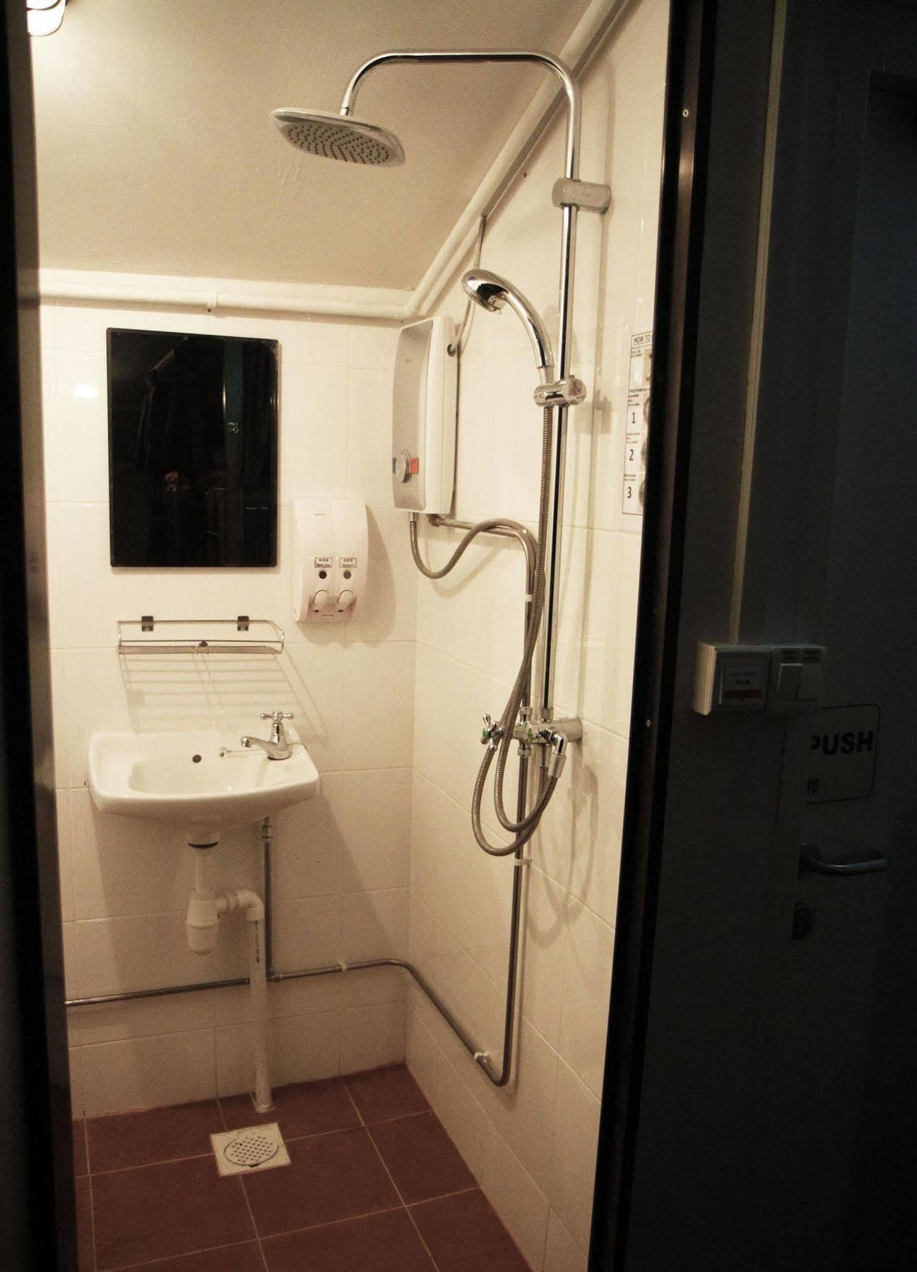60S Hostel シンガポール エクステリア 写真